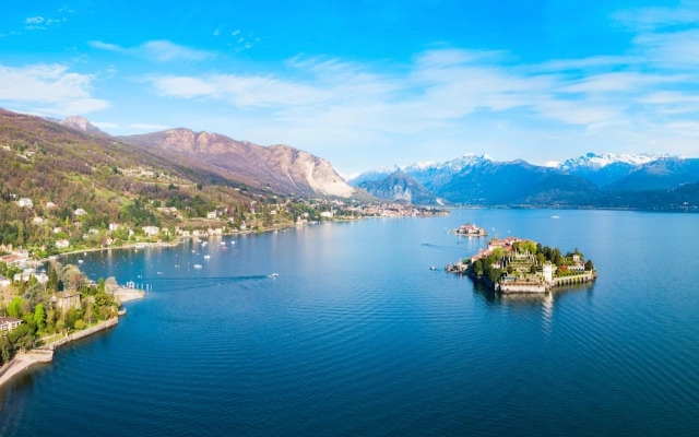 La Brezza Del Lago Maggiore With View