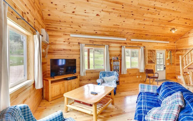 Wraparound Deck + Bbq: Pet-friendly Deadwood Cabin