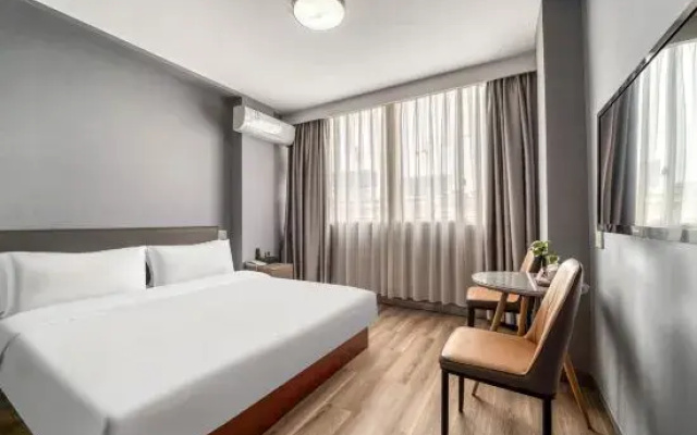 Lidu Business Hotel (Hangzhou Gongwang Street Subway Station)