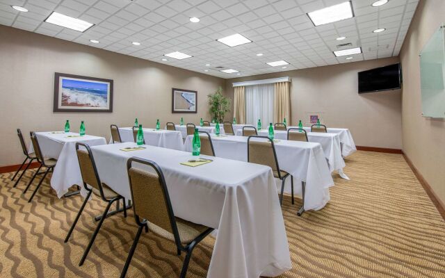 Comfort Suites Sarasota - Siesta Key