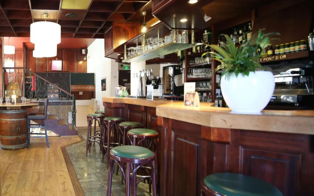 Best Western Hôtel Le Pont D'Or