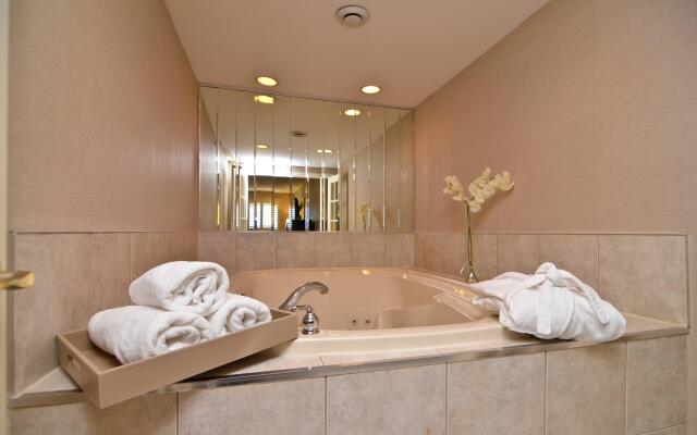 Holiday Inn Hotel & Suites St. Catharines Conference Center by IHG