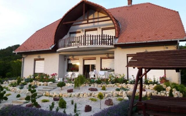 Kati Villa
