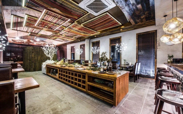 Go Native Downtown House Ningbo