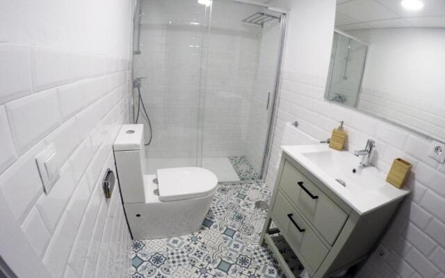 Urban Chic 2 bedrooms Center Santa Marina