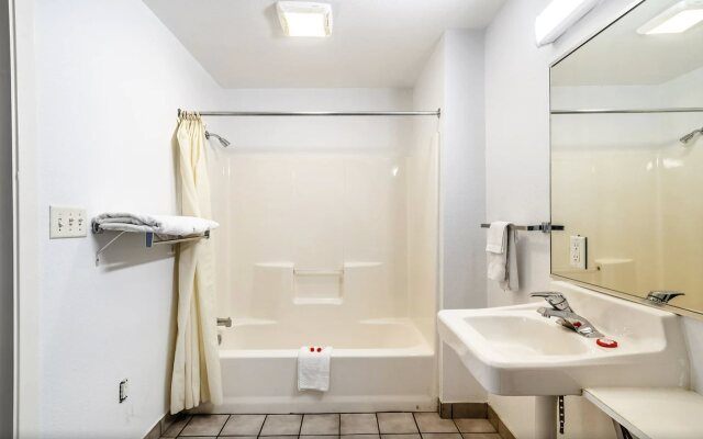 OYO Hotel San Antonio near AT&T Center