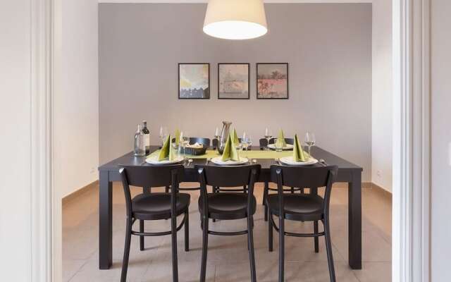 Cosy & Modern 4bdr in Central Eixample