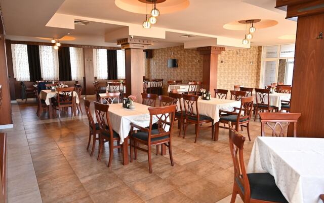 Hotel Harmonija
