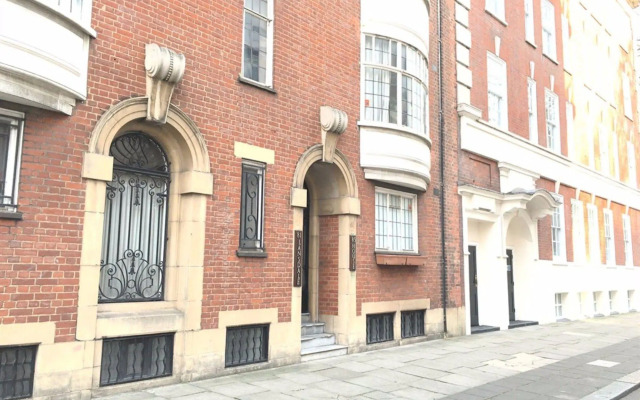 Westminster Studio Apartment
