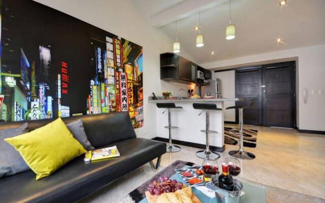Poblado Suites