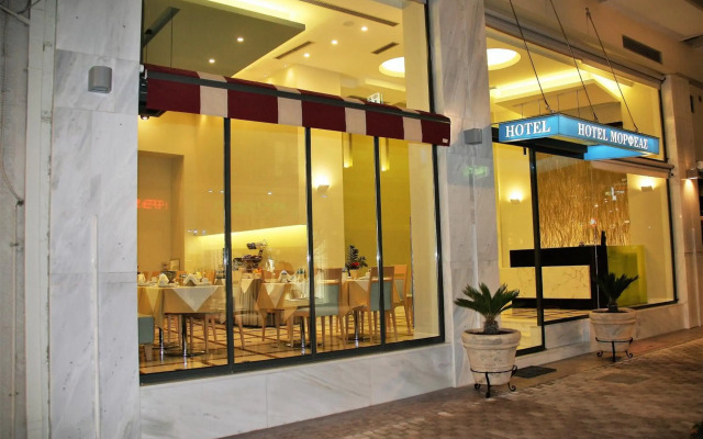 Morfeas Hotel