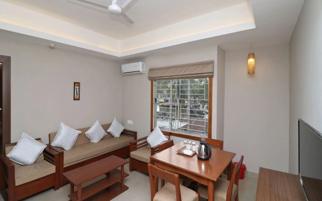 OYO 13167 Nirvana Lodge