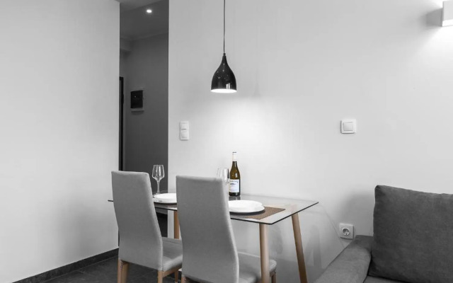 Wall Street Apartments, The Luxury Suites