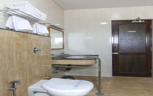 Capital O 47729 Hotel Saravana Bhavan