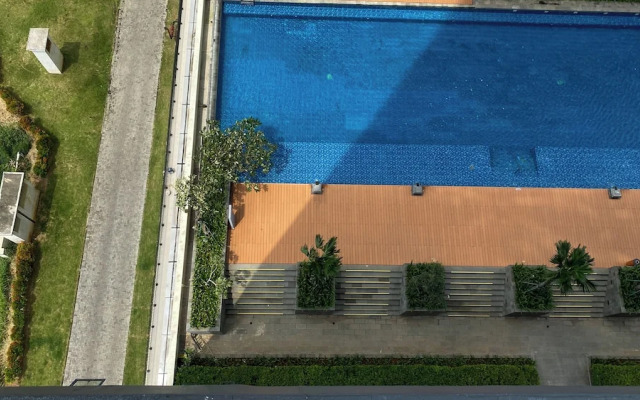 Restful And Modern 3Br At Daan Mogot City Apartment