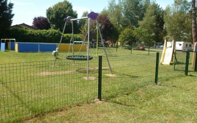 Camping Le Chene Du Lac