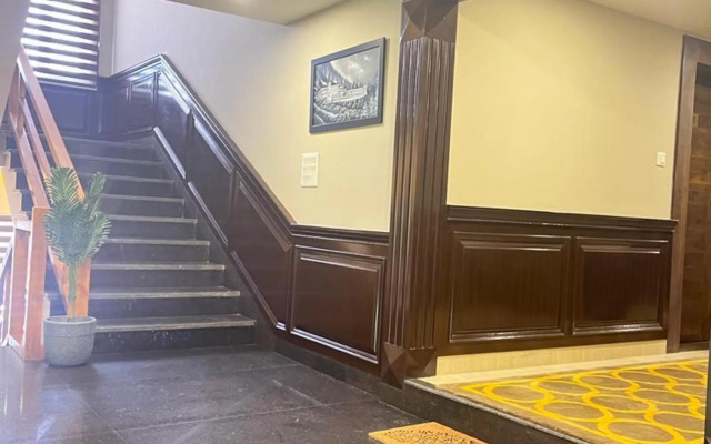 Paradise Gateway Hotel
