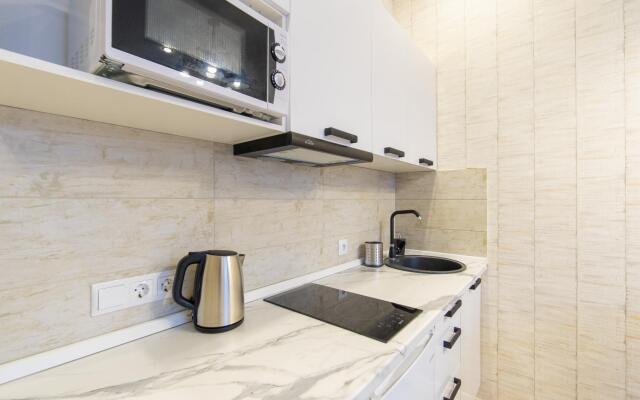 Sea of apartments on Flower Street