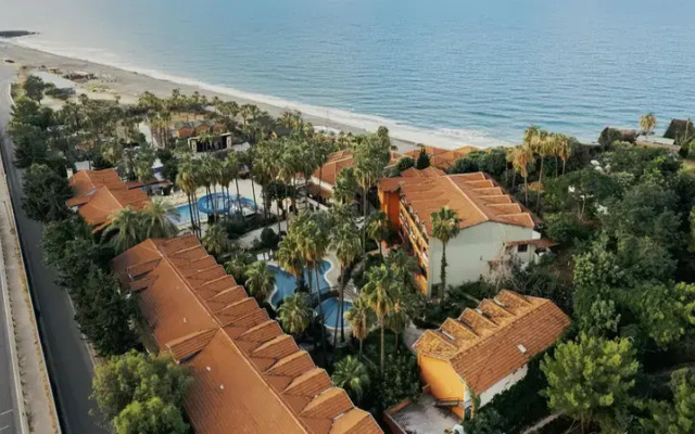 Club Tropical Paradise & Spa