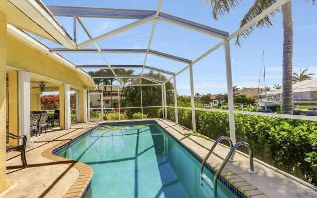 Plantation Court Home