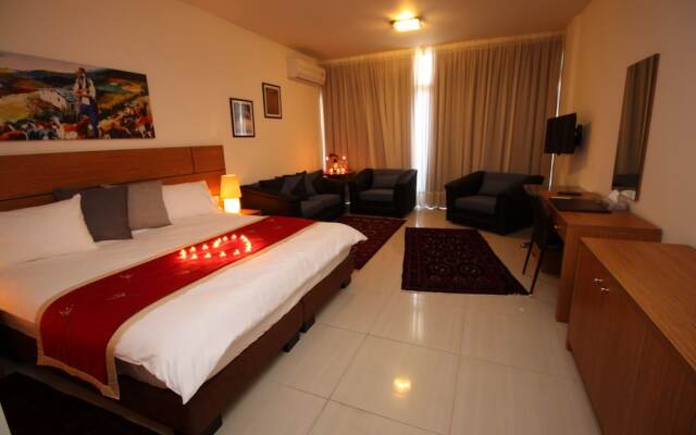 Sea Valley Suites