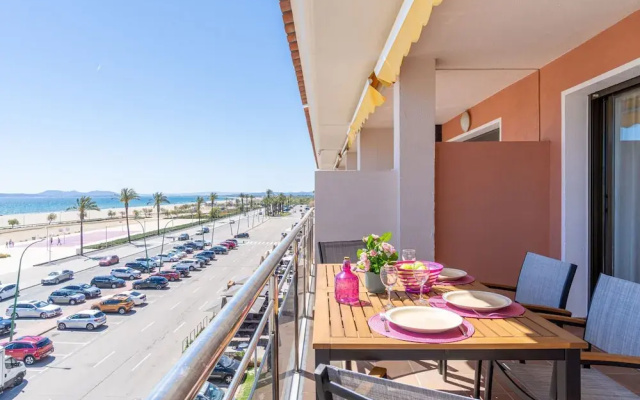 Apartment in Empuriabrava by the Beach