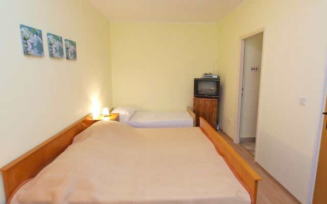 Apartments Pjescana Uvala 606