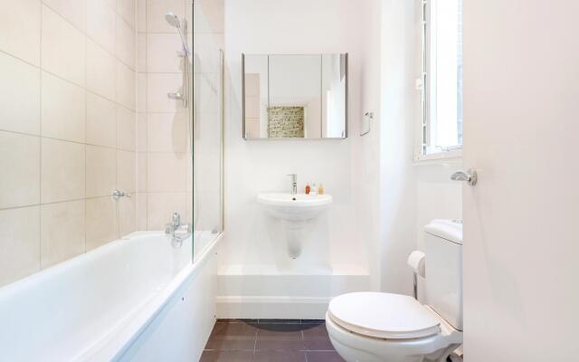 Stunning Home Near Earl s Court