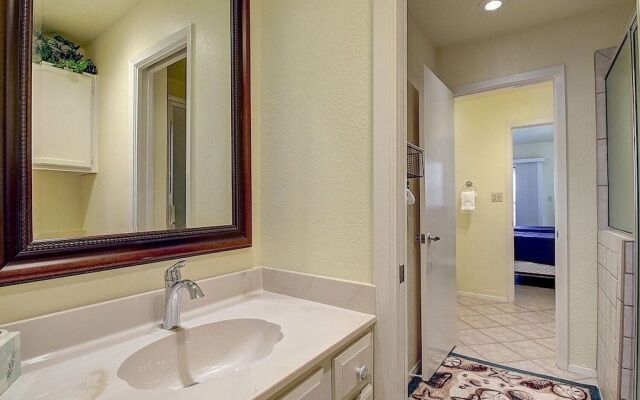 Bayhouse Condo 3 Bedroom Condo by Redawning