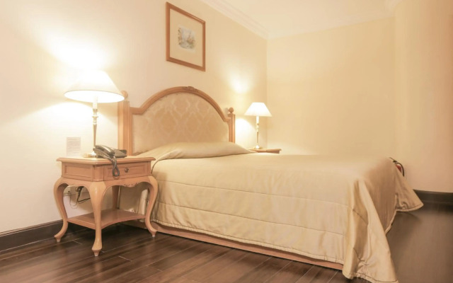 The Grand Dame Hotel