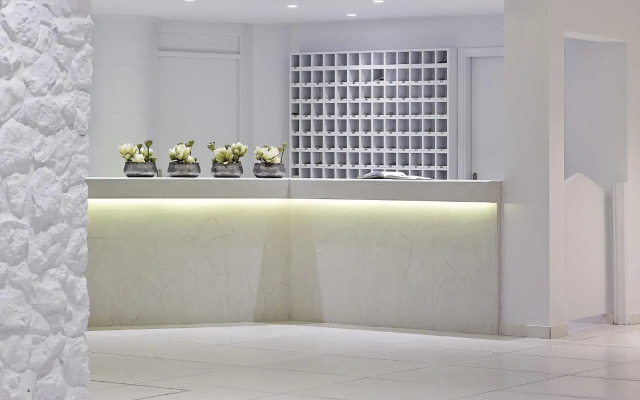 Dimitra Beach Hotel & Suites