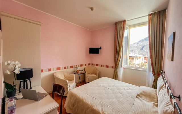 Hotel Caroline