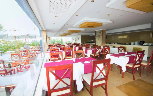 Naama Blue hotel