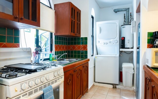 Hacienda San Jose B3 1 Bedroom Condo by RedAwning