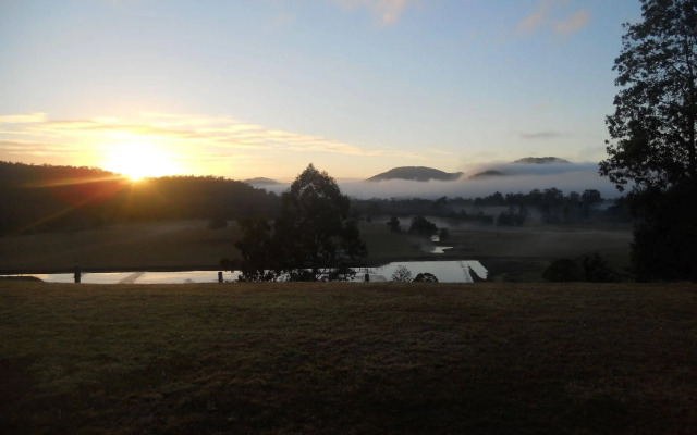 Yabbaloumba Retreat