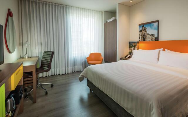 Hampton by Hilton Bogota Airport