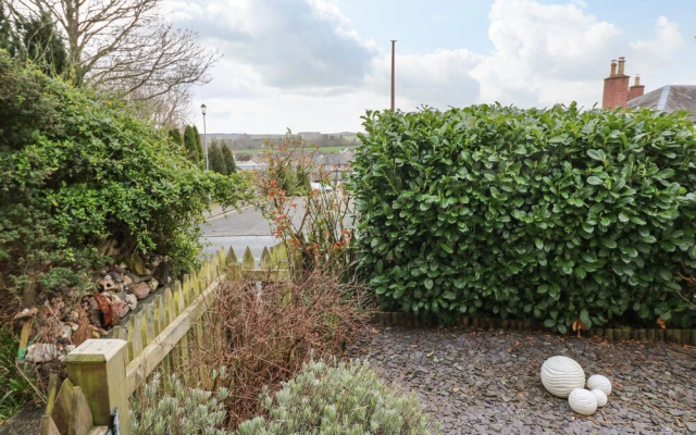1 Blinkbonny Cottages