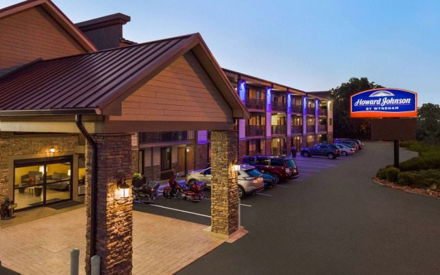 Howard Johnson by Wyndham Pigeon Forge