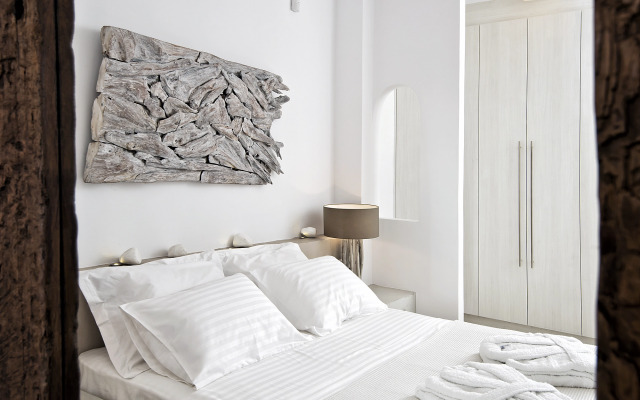 Eolia Senior Villa - 4 Bedroom 170m2 Private Pool