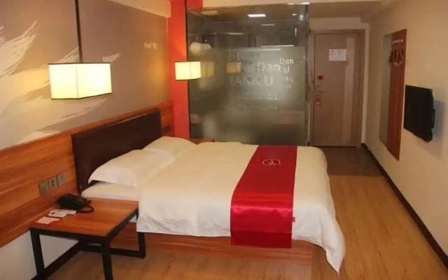 Thank Inn Chain Hotel Guangdong Zhuhai Doumen District Jing'an Bridge