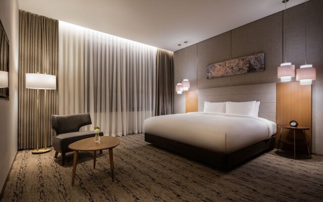 Ramada Seoul Sindorim Hotel