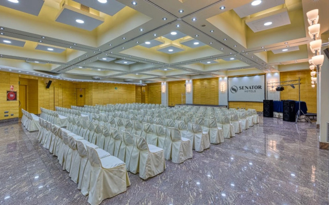 Отель Senator Parque Central