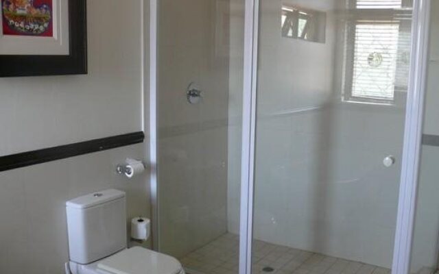 NO66 Sandton Lodge
