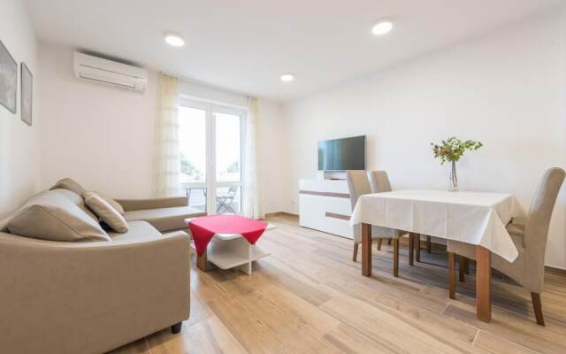 Apartment Luce Royal
