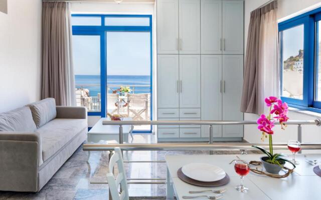 Plori - Molos Apartments