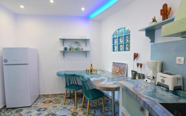 Alisaxni Studios