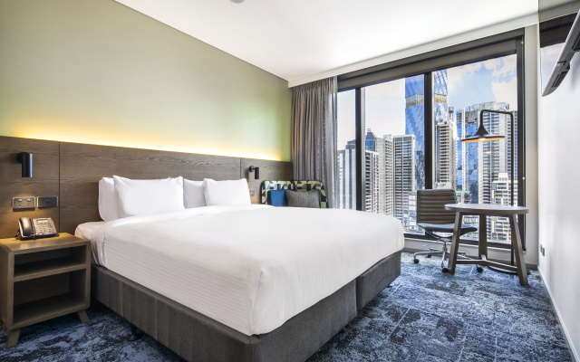 Holiday Inn Express Melbourne Little Collins by IHG