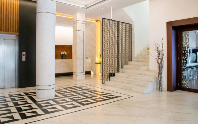 Cleopatra Hotel