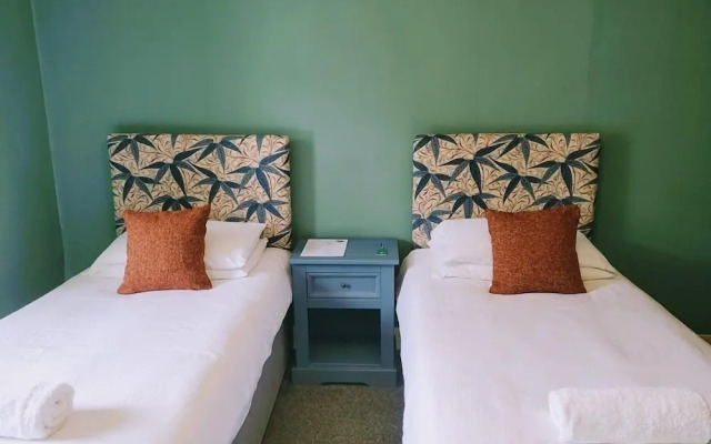 Jacobs Ladder Inn