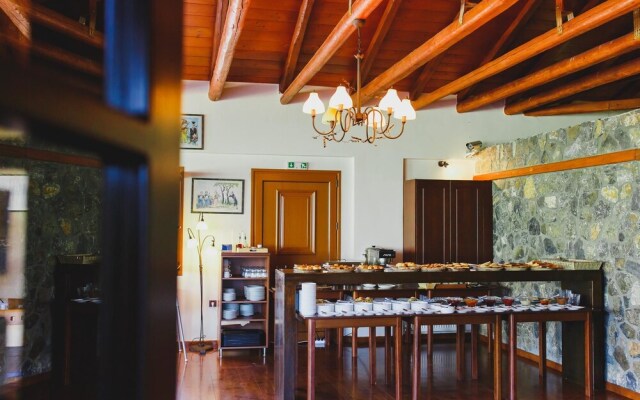 Olvios Hotel